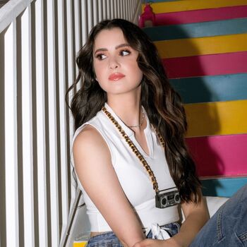 Laura Marano