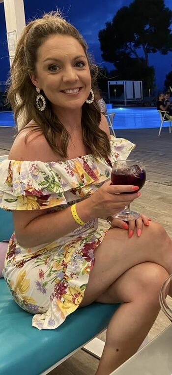 Laura Tobin