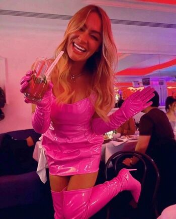 Full leaked Laura woods private onlyfans photo