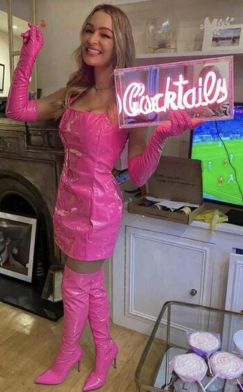 Full leaked Laura woods private onlyfans photo