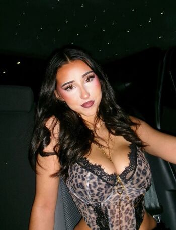 Full leaked Laura zca private onlyfans photo
