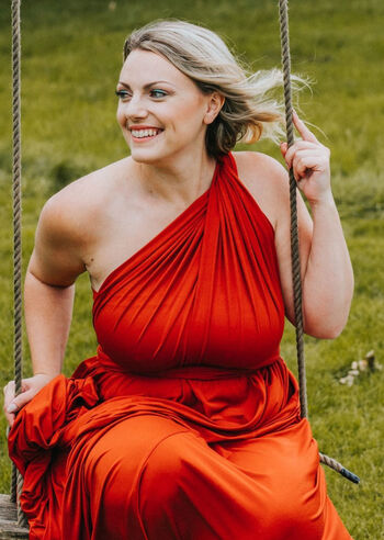 Full leaked Lauracurvemodel private onlyfans photo