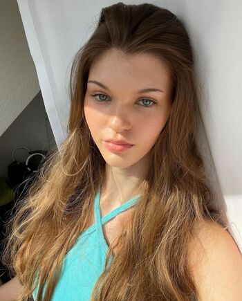Full leaked Laurafermann page private onlyfans photo