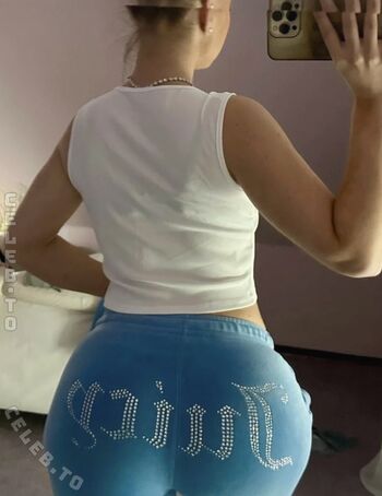 Full leaked Lauralianajane private onlyfans photo