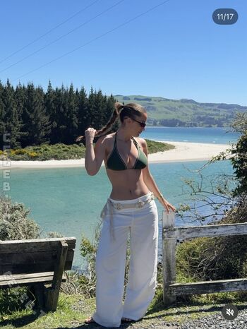 Lauramjj