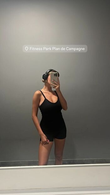 Full leaked Laurapourlesintimes private onlyfans photo