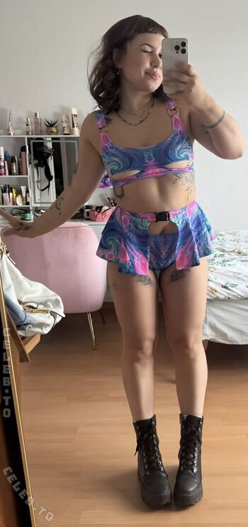 Full leaked Laurassoberlife private onlyfans photo