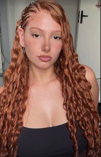 Lauratavora leaked photo video viral