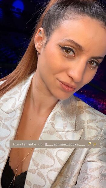 Full leaked Laure valee page private onlyfans photo