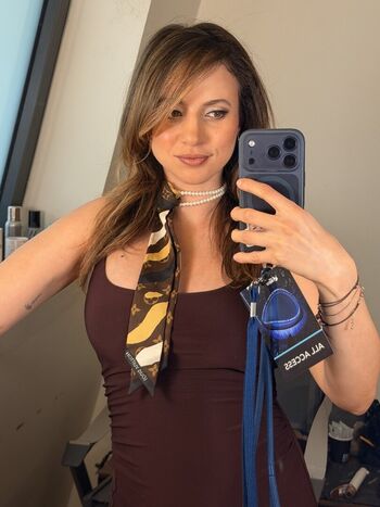 Full leaked Laure valee private onlyfans photo