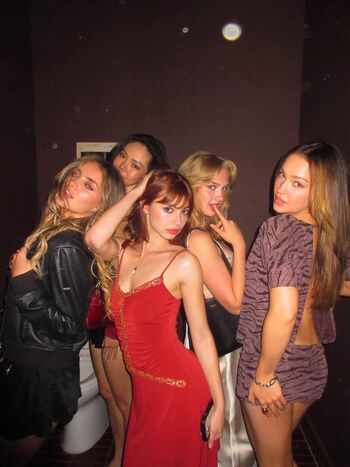 Full leaked Lauren donzis page private onlyfans photo