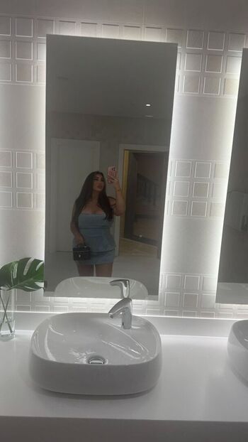 Full leaked Lauren goodger private onlyfans photo