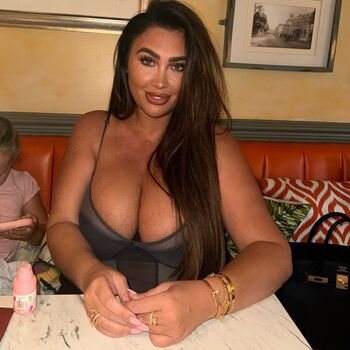 Full leaked Lauren goodger private onlyfans photo