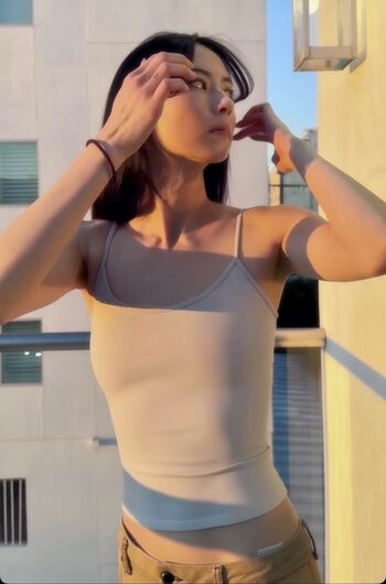 Full leaked Lauren tsai page private onlyfans photo