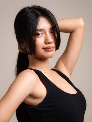Laurencia Monica