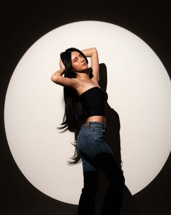 Laurencia Monica
