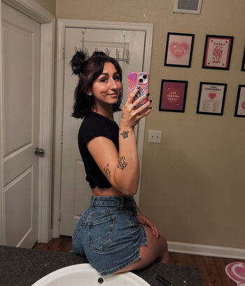 Full leaked Laureninminnesota private onlyfans photo