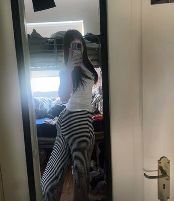 Full leaked Laurenre private onlyfans photo