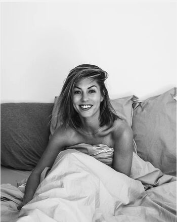 Full leaked Laurie peret private onlyfans photo