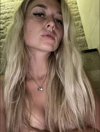 Full leaked Laurifice private onlyfans photo