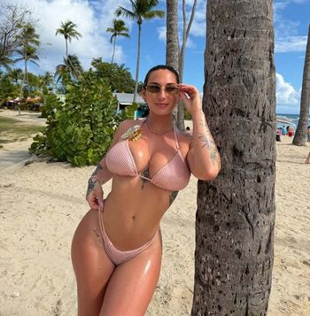 Full leaked Laurine private onlyfans photo