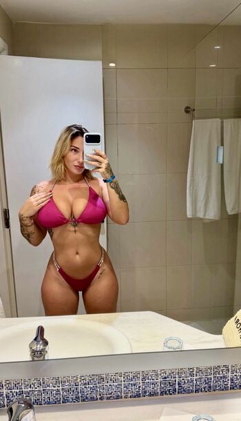 Full leaked Laurine private onlyfans photo
