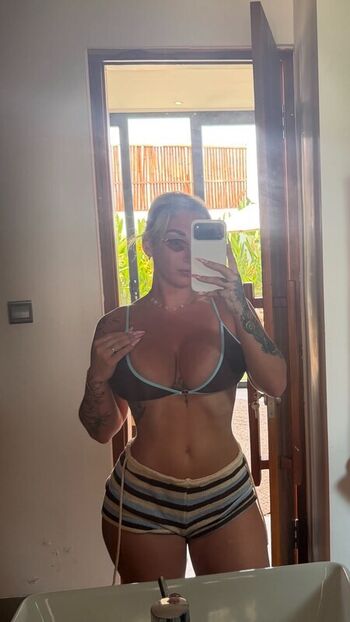 Laurine_09