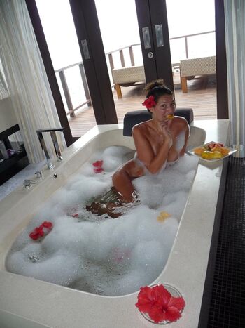 Full leaked Laury thilleman page private onlyfans photo