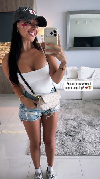 Full leaked Layah heilpern page private onlyfans photo