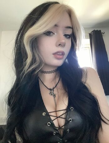 Full leaked Layla jade moon private onlyfans photo