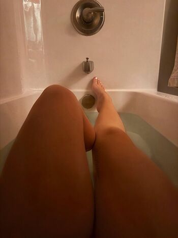 Full leaked Laylabee private onlyfans photo