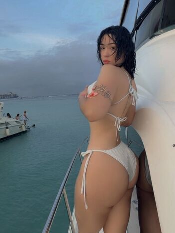 Full leaked Laynis almonte page private onlyfans photo