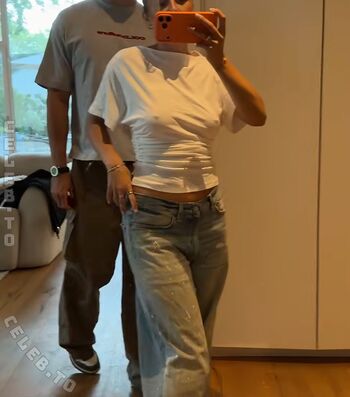 Full leaked Lea breuer private onlyfans photo