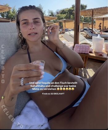 Full leaked Lea breuer private onlyfans photo