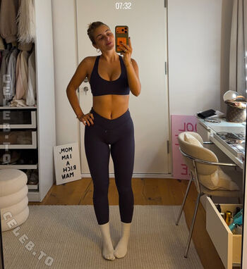 Full leaked Lea breuer private onlyfans photo