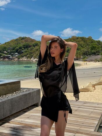 Full leaked Lea elui private onlyfans photo