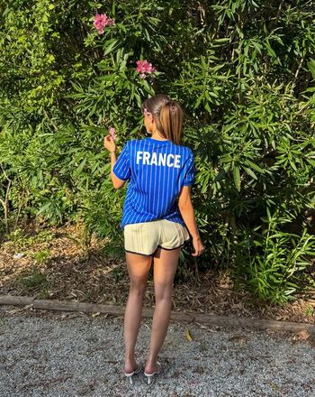 Full leaked Lea elui private onlyfans photo