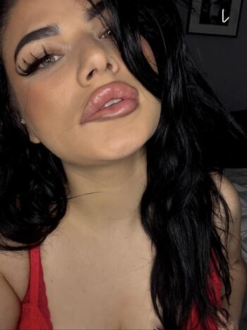 Full leaked Lea garf private onlyfans photo