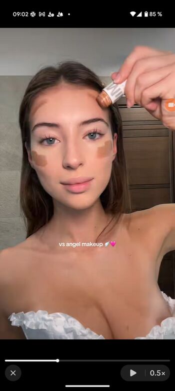 Lea Meniel