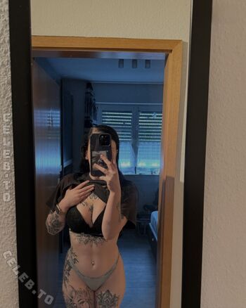 Full leaked Lea mxdxl private onlyfans photo