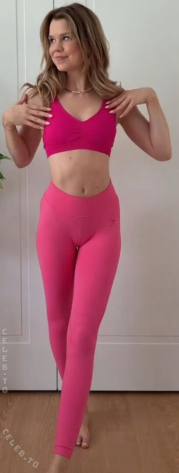 Full leaked Lea peach private onlyfans photo