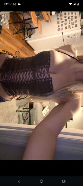 Full leaked Leaberry private onlyfans photo