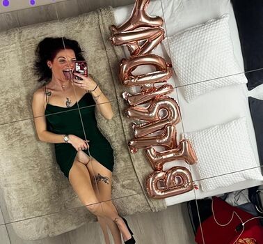 Full leaked Leafclover private onlyfans photo
