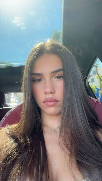 Full leaked Leah halton page private onlyfans photo