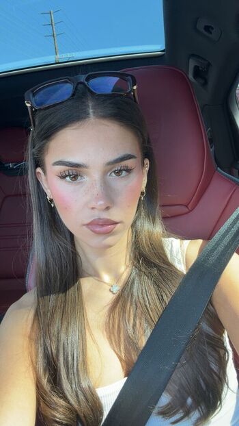 Full leaked Leah halton page private onlyfans photo
