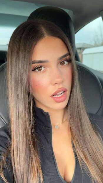 Full leaked Leah halton page private onlyfans photo