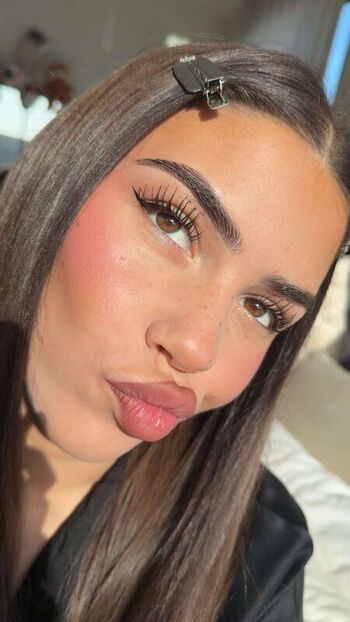 Full leaked Leah halton private onlyfans photo