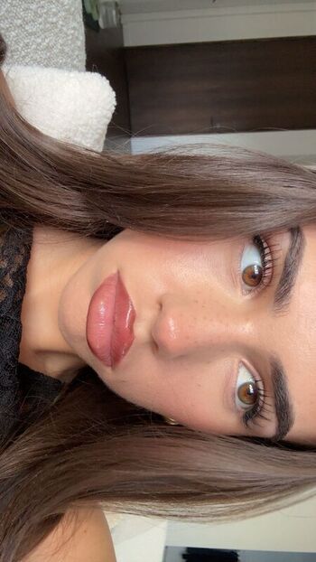 Full leaked Leah halton page private onlyfans photo