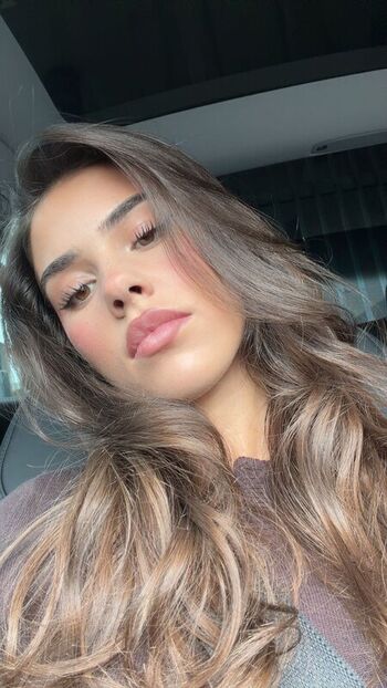 Full leaked Leah halton page private onlyfans photo
