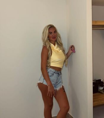 Full leaked Leah rafferty private onlyfans photo